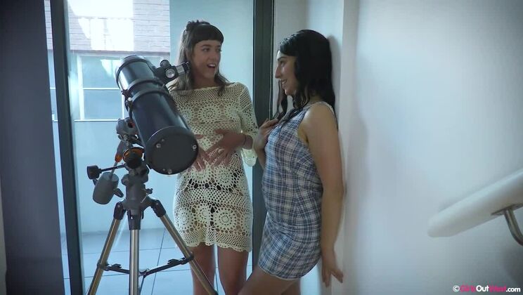 Loretta Wolf & Violet Russo – Anal & Pussy Licking Fun