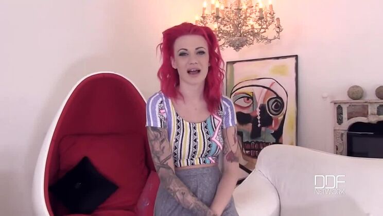 Becky Holt Hot Solo Big Tits Shaved Pussy