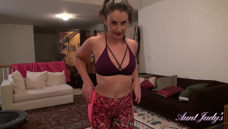 Small Tits MILF Auntie Cindy Gives BJ