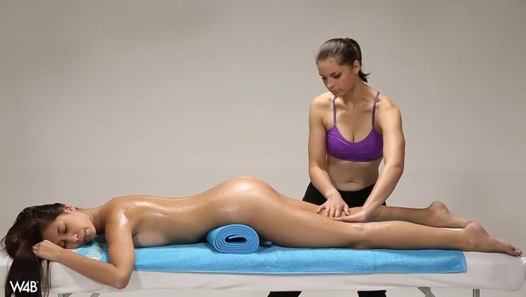 Solo Paula Shy Pleasures Herself After Massage