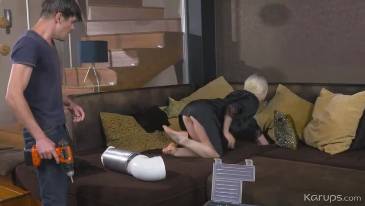 Angie Lynx Gets Her Deepthroat Fix