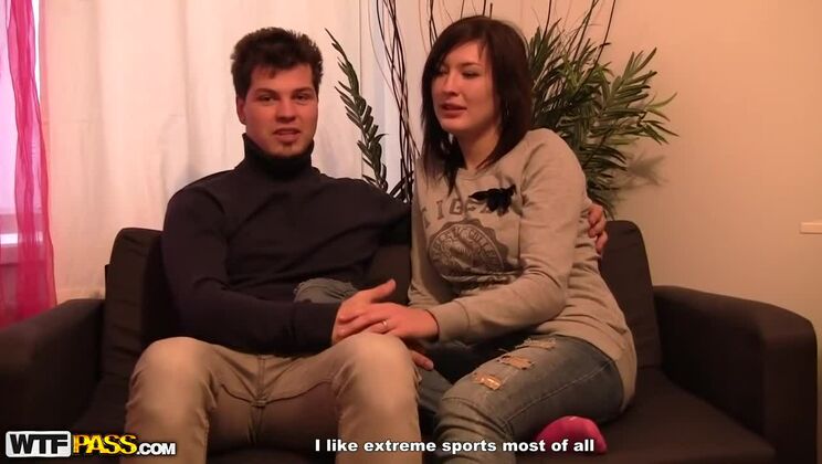 Homemade Xxx Vid: Kirill and Anya Get Intimate