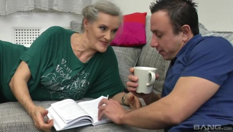 Rodeo Style Action Ends in Facial for Jozsefne Bodi