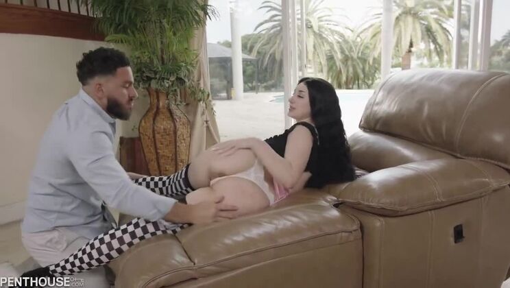 Skylar Vox - Big Tits and Bigger Butt Action