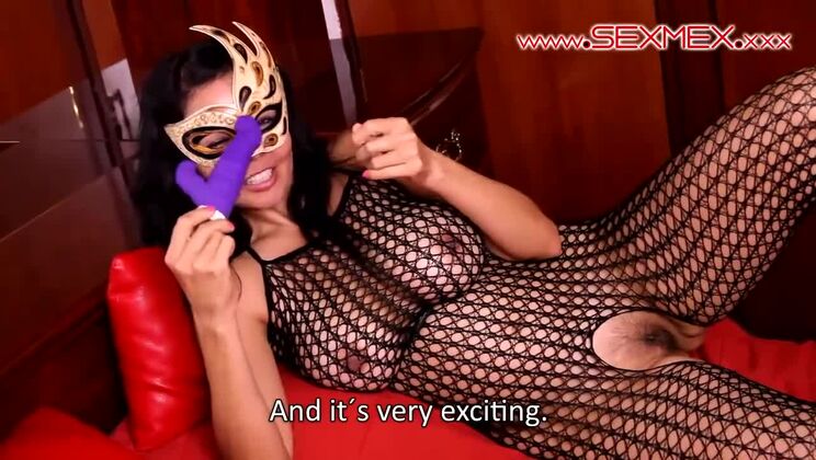 Big Tits Carolina Gets Inserted