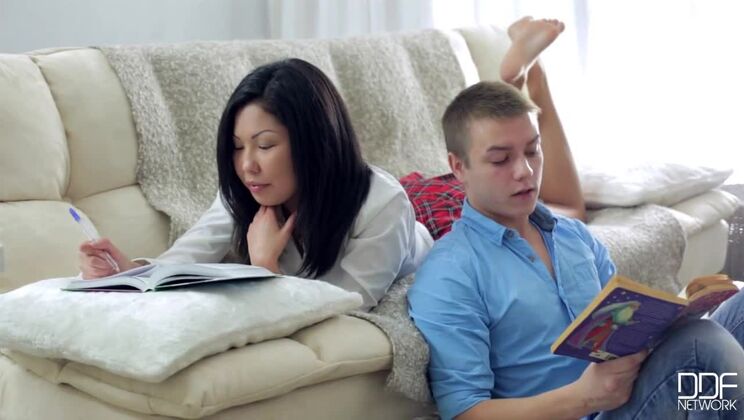 [EuroTeenErotica] - Veiki's Brunette Beauty and Body