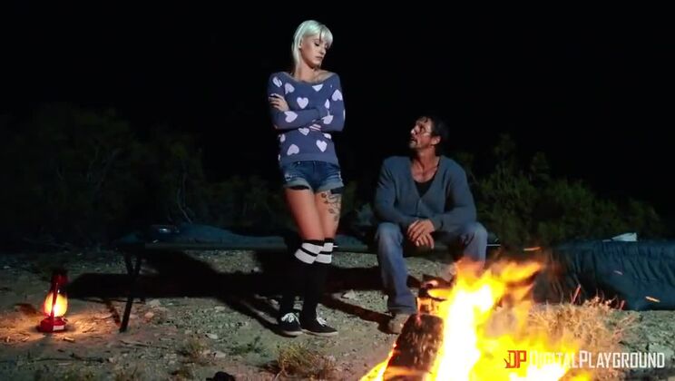 Kleio Valentien Horny Outdoor Sex Story