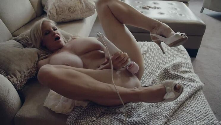 Kelly Madison's Mature Lace Session