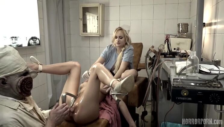 Hardcore Dentist Sex - Tattooed MILF