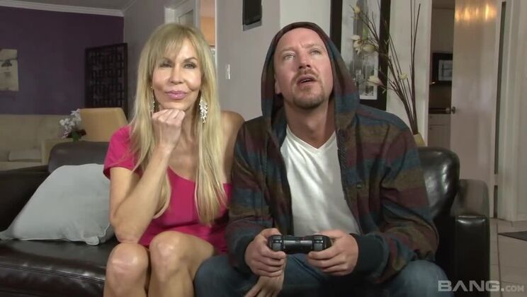 Erica Lauren Enjoys Fetish Fucking with Stepdaughter's Beau