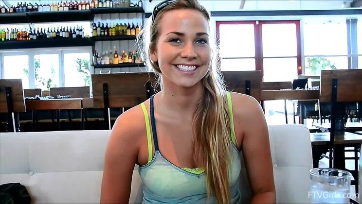 Courtney's Flexible Nudist Performance