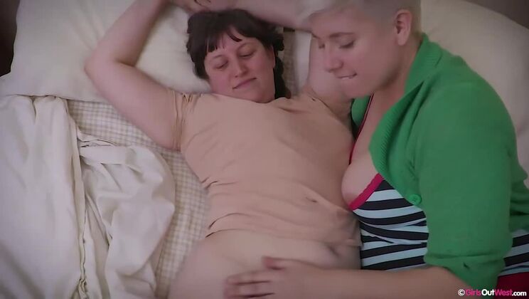 Charlee & Violette - Big Tits Anal Cuddling