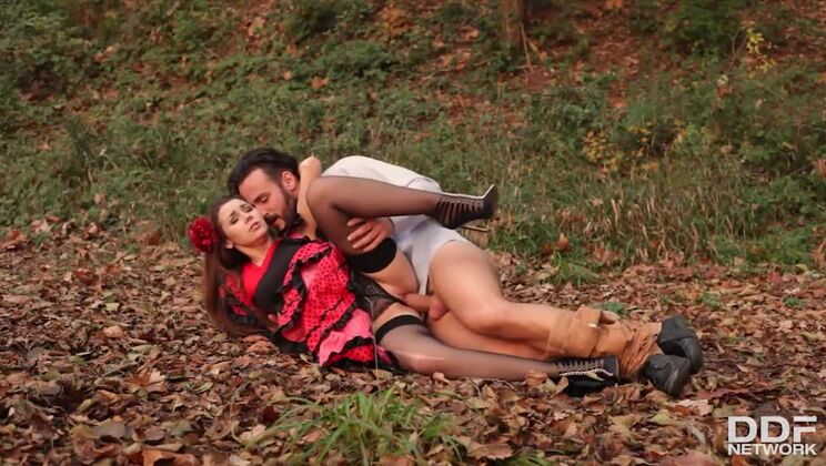 Stacy Snake's Steamy Outdoor Encounter