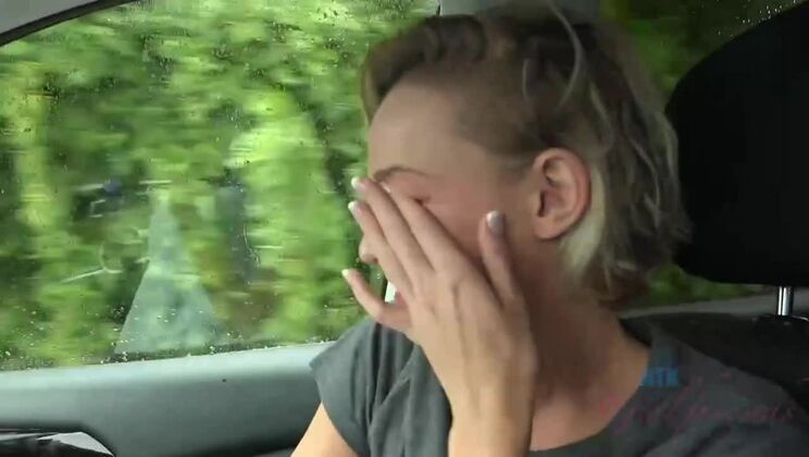 Blonde Emma Hix in Amateur Car Sex