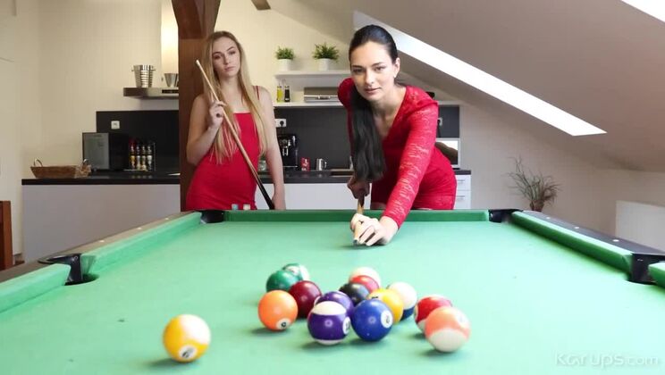 [KarupsPrivateCollection] - Lesbians in a Row - Jenny Wild, Leanne Lace, Christy Charming