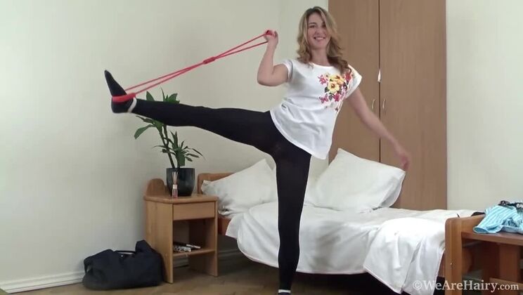 [WeAreHairy] - Hairy Blonde Melisa Masturbates Naked