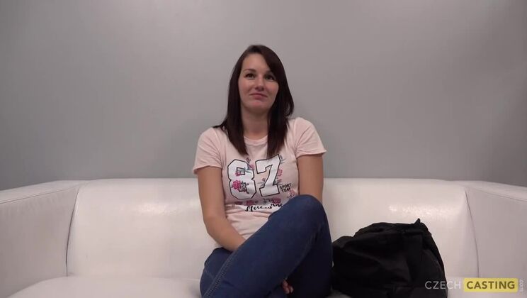 Brunette Vendula's Czech Casting