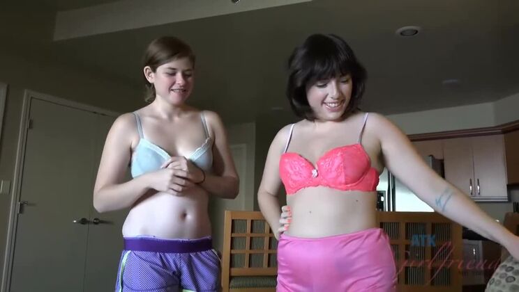 Lesbian Creampie POV with Lara and Simone's Amateur Adventure