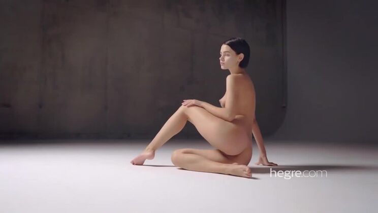 Small Tits Brunette Ariel