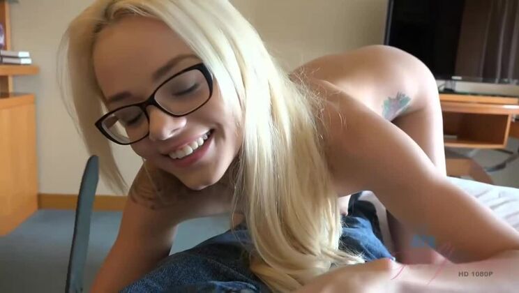 Blonde Elsa Jean Loves it When You Cum Inside