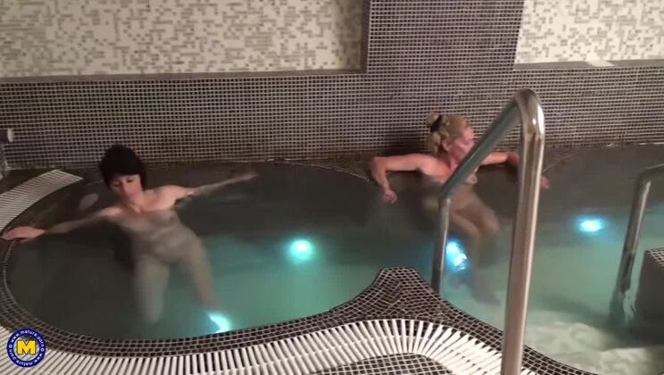 Krystine, Macie, Yulia - Mature Women Unwinding