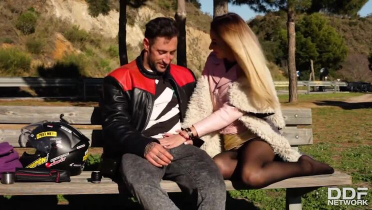 [DDFNetwork] - Anna Thorne's Facial Cumshot After Hardcore - Anna Thorne