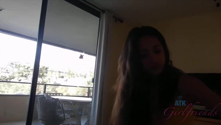 [ATKGirlfriends] - Amateur Asian Girl Mi Ha Doan Gives Foot Fetish Treat