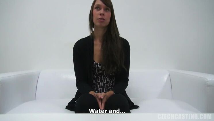 Solo Brunette Martina