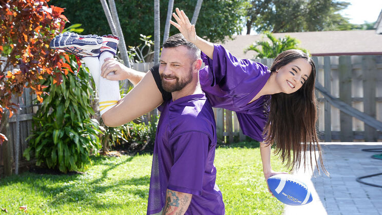 Teen Freya Von Doom's Intermission Sex