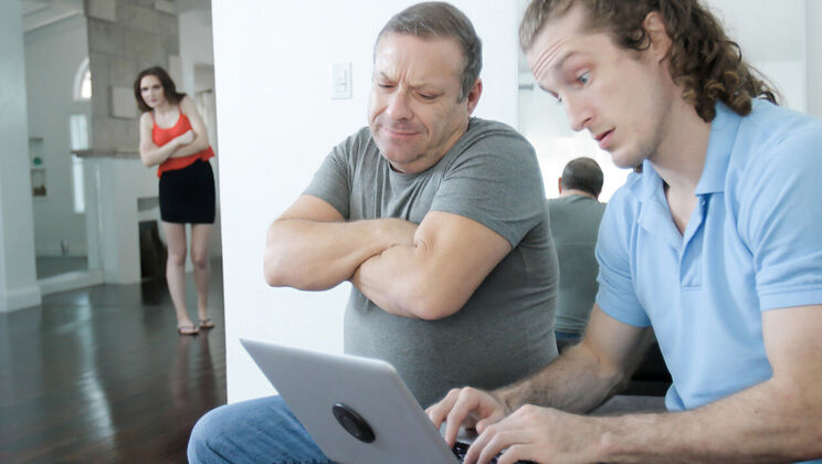 Stepson Fucks Stepmom Without Dad Knowing