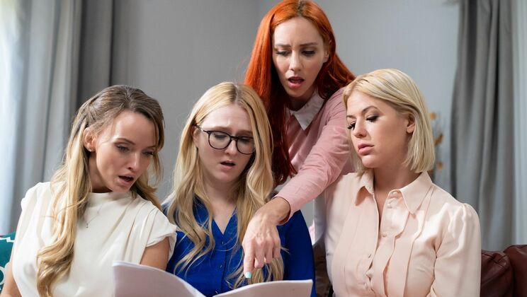 Big Ass Lesbians in Foursome Sex