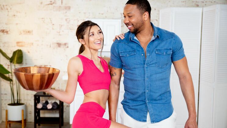 Maya Woulfe Gives John Legendary a Massage BJ