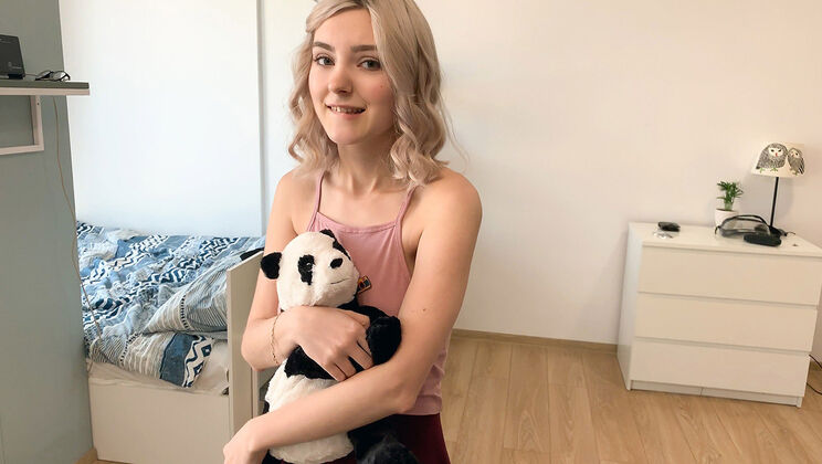 The Ultimate Blowjob Experience with Eva and Adam