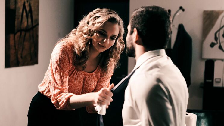 Brunette Gets Pussy Licked