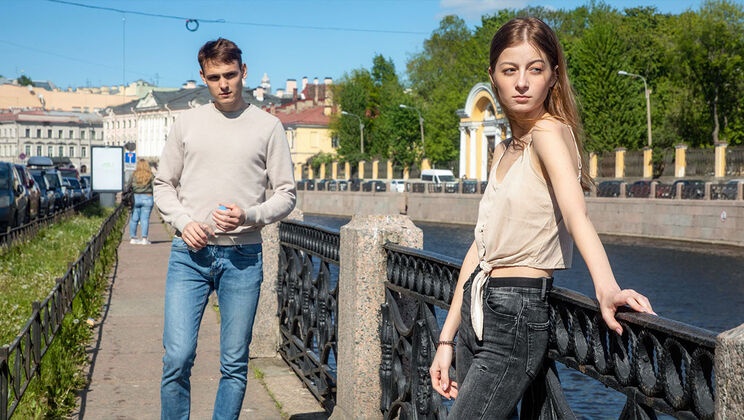 Fuck Session on Couch with Lia Little