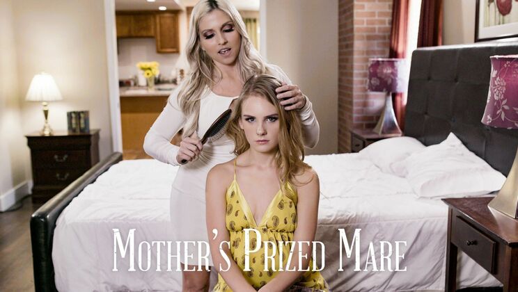 Natural Tits Blonde Mom