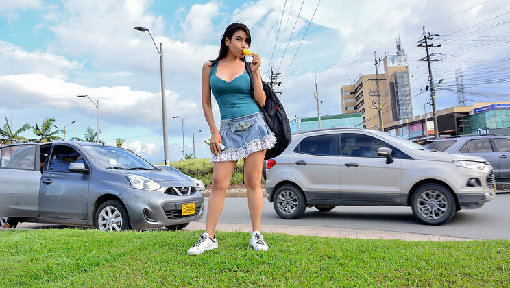 Young Bella Dulce, a Wet Latina