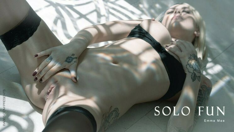 Emma's Masturbation Madness