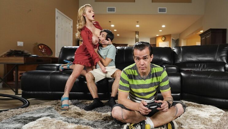 Ballerina Body Type MILF in Steamy Sex