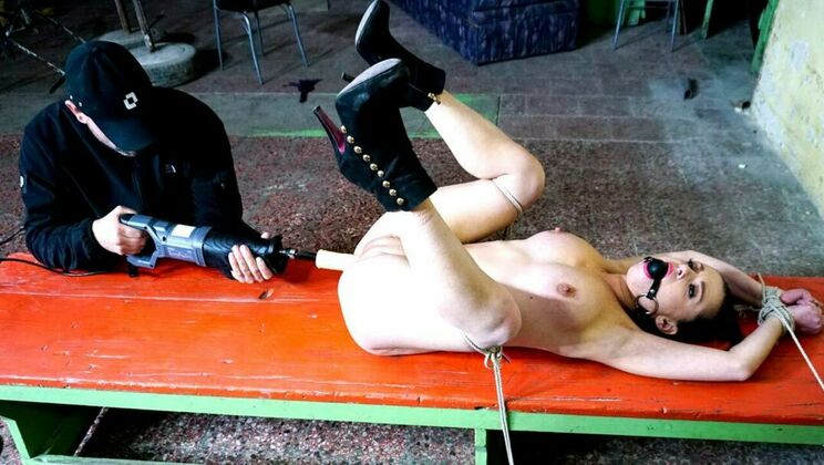 [Submissed] - BDSM machine play with sexy Azoe