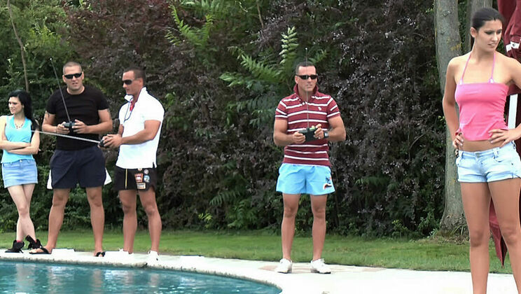 Gangbang Brunette Sex in the Open Air