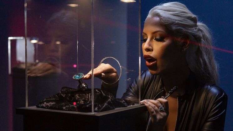 Latex-Clad Bridgette B Licks Ass Before Anal