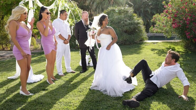 [Brazzers] - Ass Fingering and Spanking for Fun