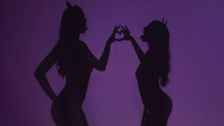 [WeLiveTogether] - Latina Lesbians with Big Tits in Amateur Action