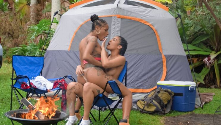 [RKPrime] - Latina Brunette Gets Licked and Spanked - Sarai Minx - Maya Farrell