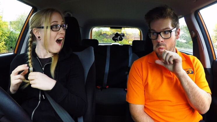 Satine Spark Loves Doggystyle