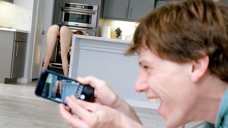 [GingerPatch] - Ginger Mom and Rion King's Voyeur Moments