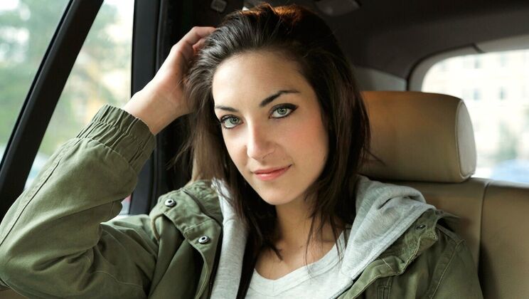 Big Cock Taxi Driver Fucks Passenger