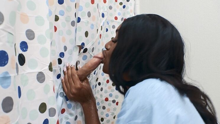 Glory Hole Shower Facial for Pussy Lover