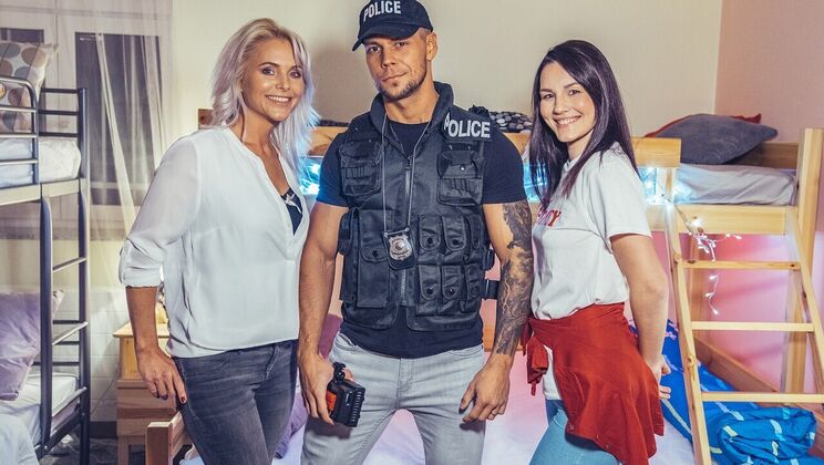 Night of Passion: Cowgirl and Reverse